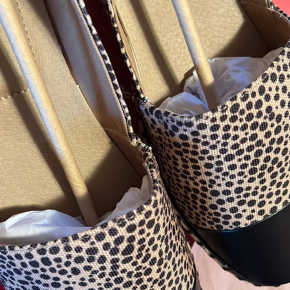 Kelly and Katie Leopard Shoes - Picture 6 of 6